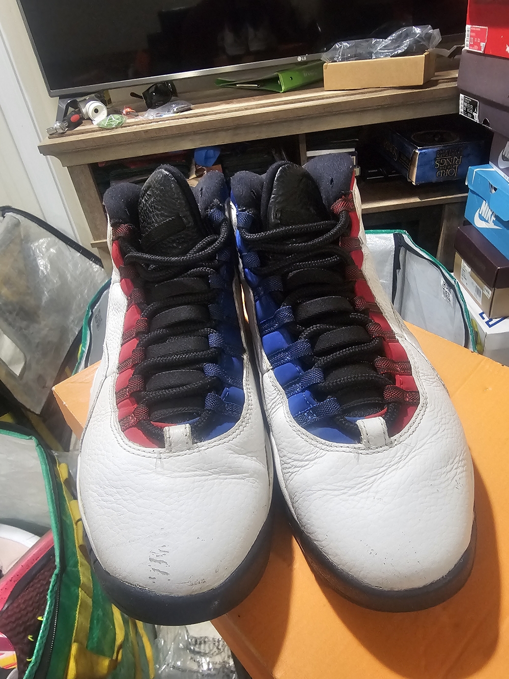 Jordan Sneakers with White Label and Black/Blue Interior